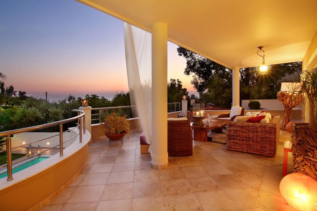 Luxury Villa Sea Melody Παλαιά Φώκαια Εξωτερικό φωτογραφία